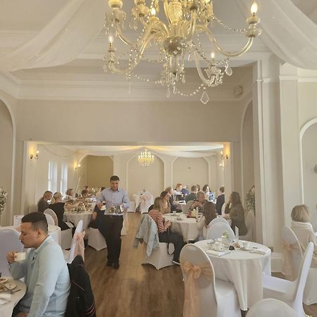 Woodland Manor Hotel Bedford Dış mekan fotoğraf