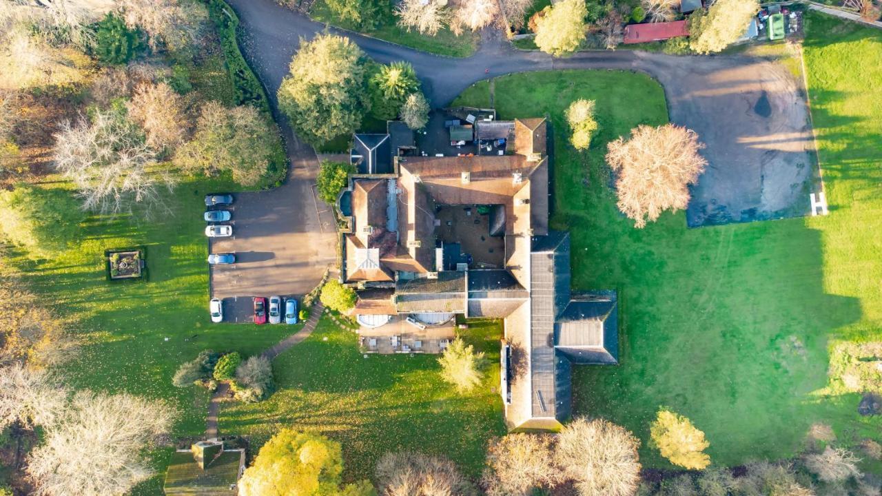 Woodland Manor Hotel Bedford Dış mekan fotoğraf