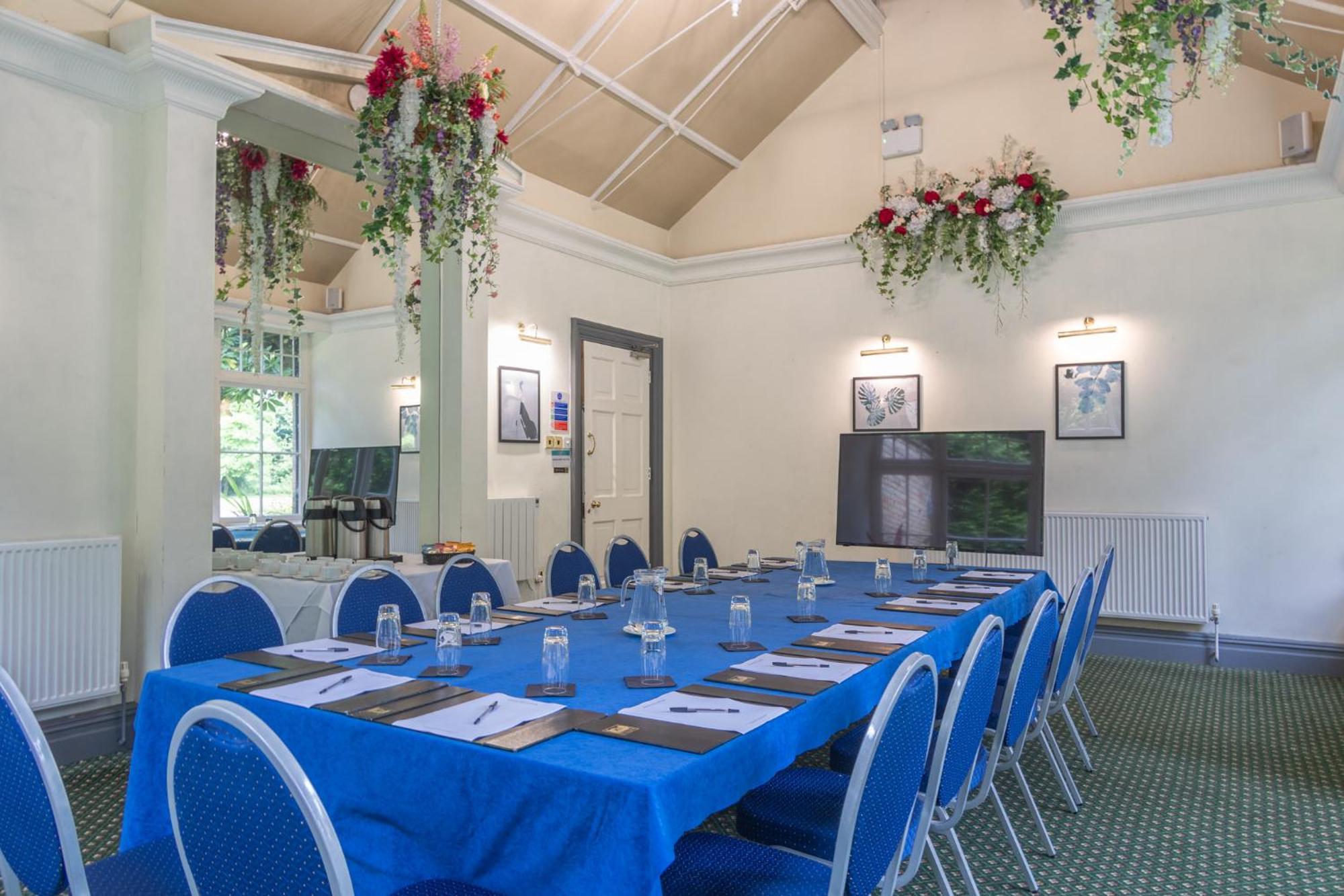 Woodland Manor Hotel Bedford Dış mekan fotoğraf