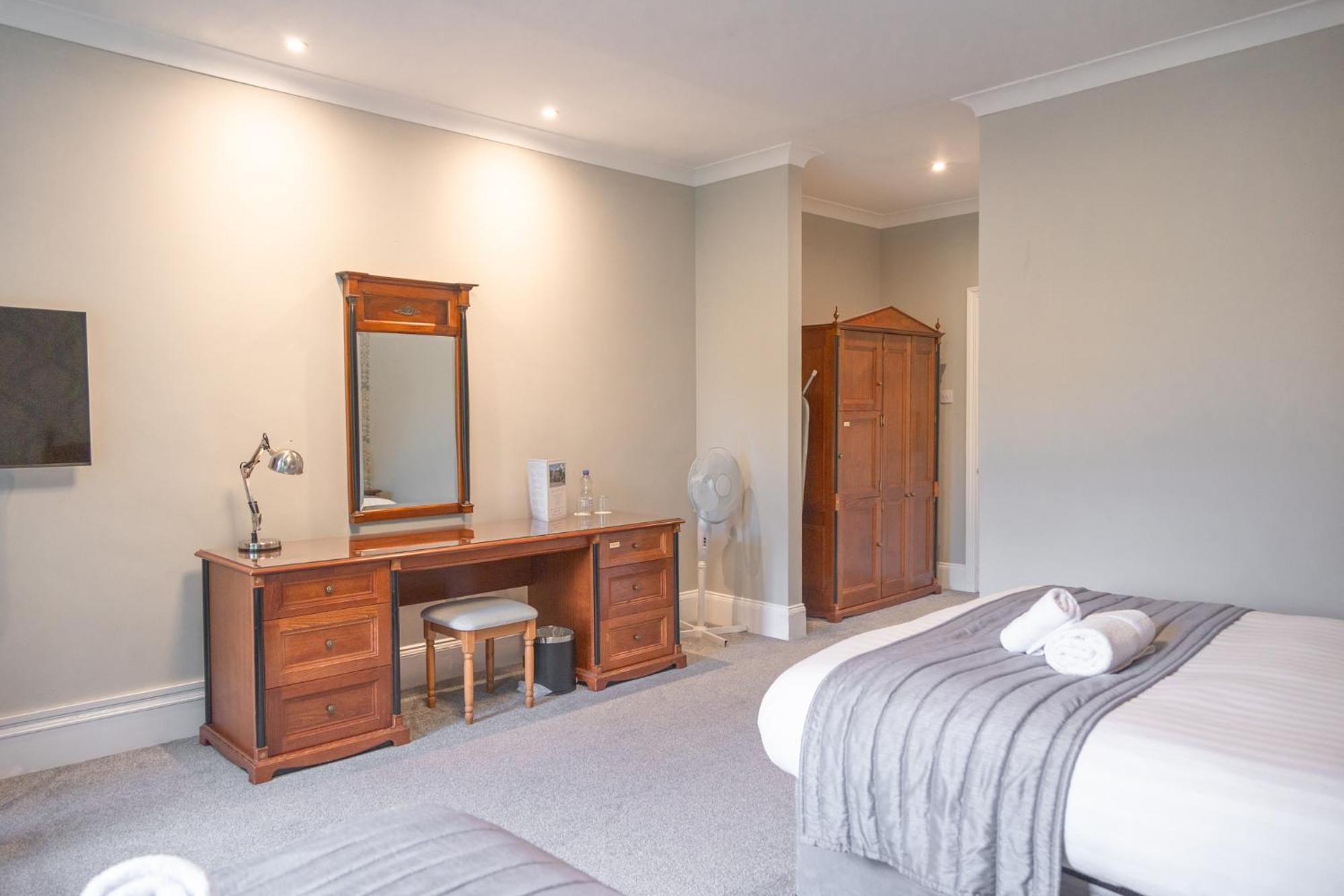Woodland Manor Hotel Bedford Dış mekan fotoğraf