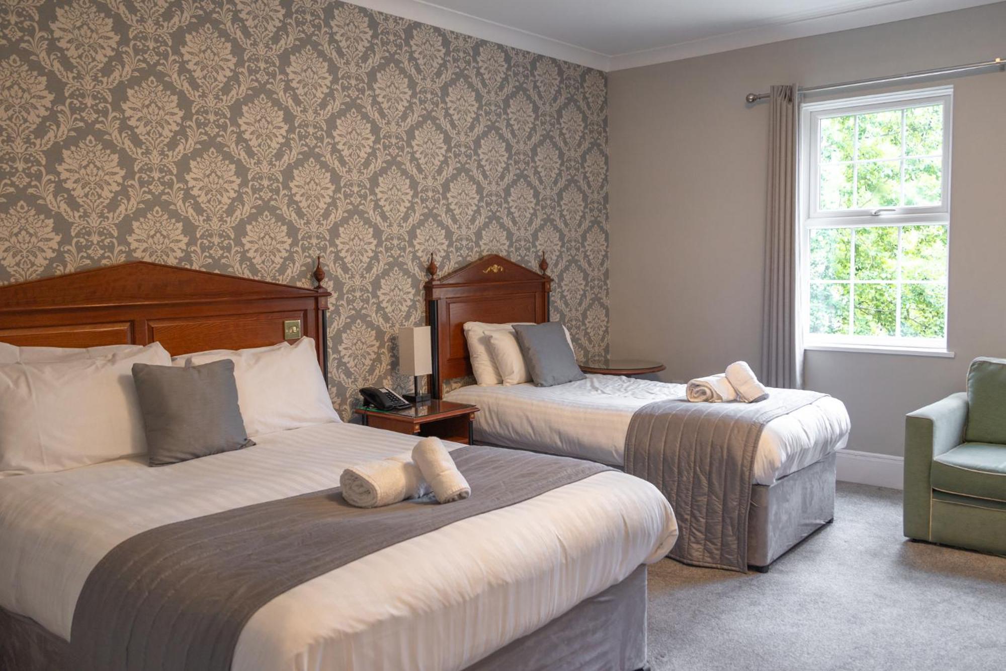 Woodland Manor Hotel Bedford Dış mekan fotoğraf