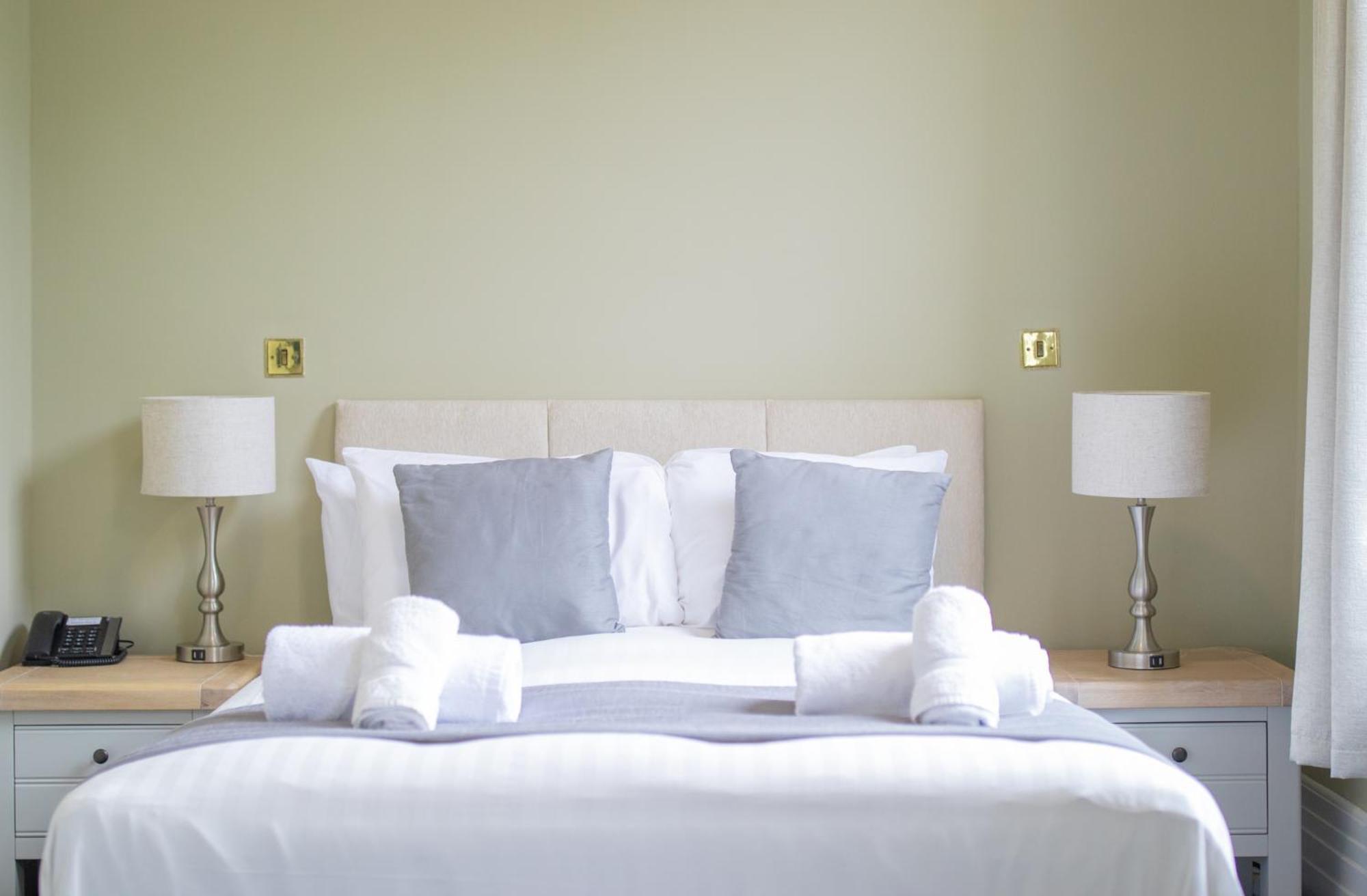 Woodland Manor Hotel Bedford Dış mekan fotoğraf