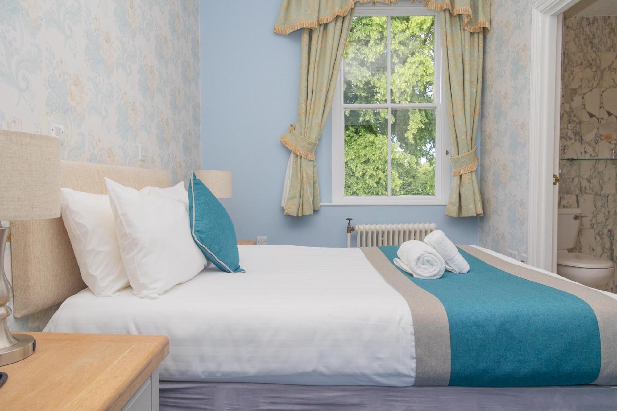 Woodland Manor Hotel Bedford Dış mekan fotoğraf