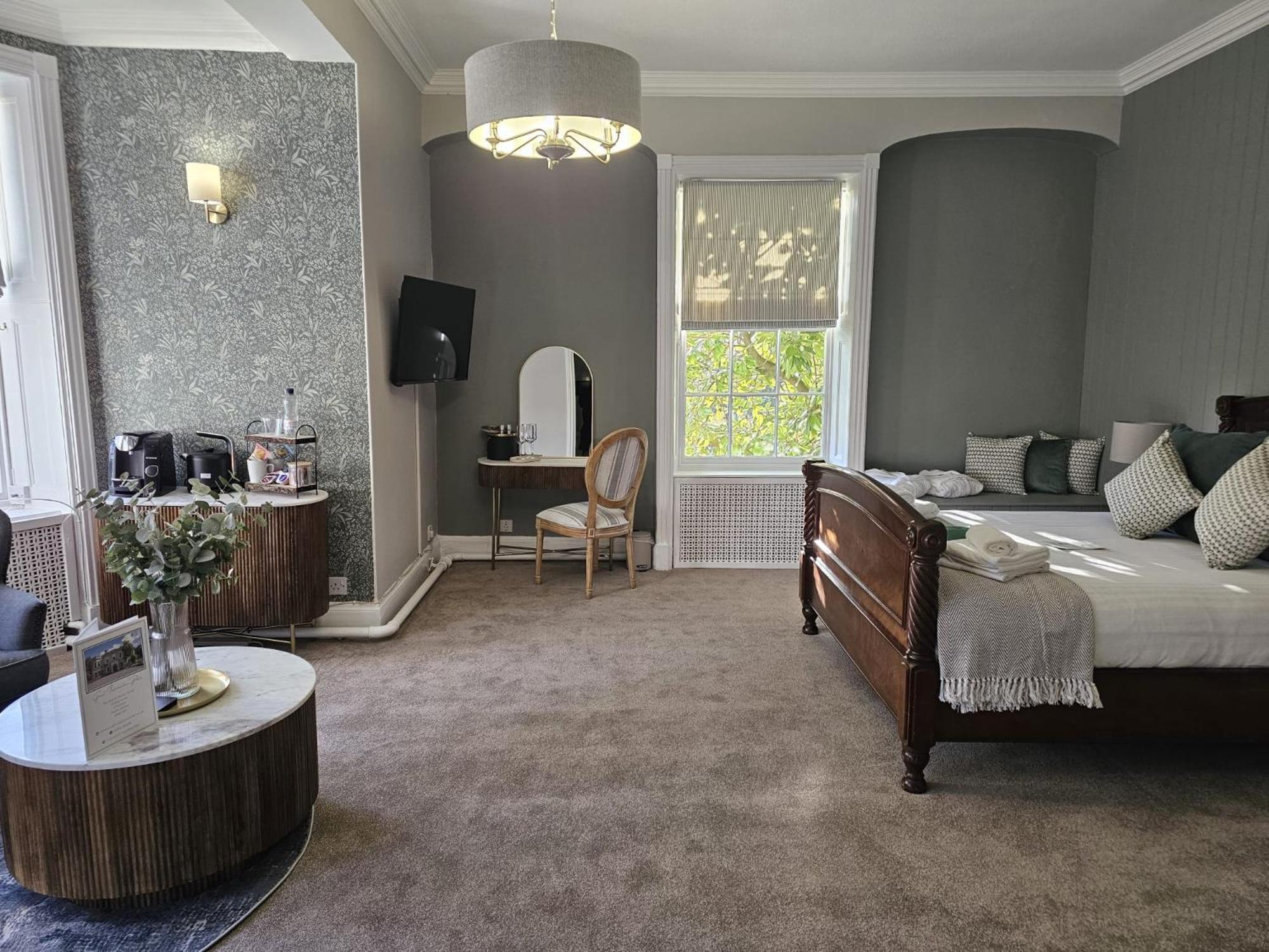 Woodland Manor Hotel Bedford Dış mekan fotoğraf